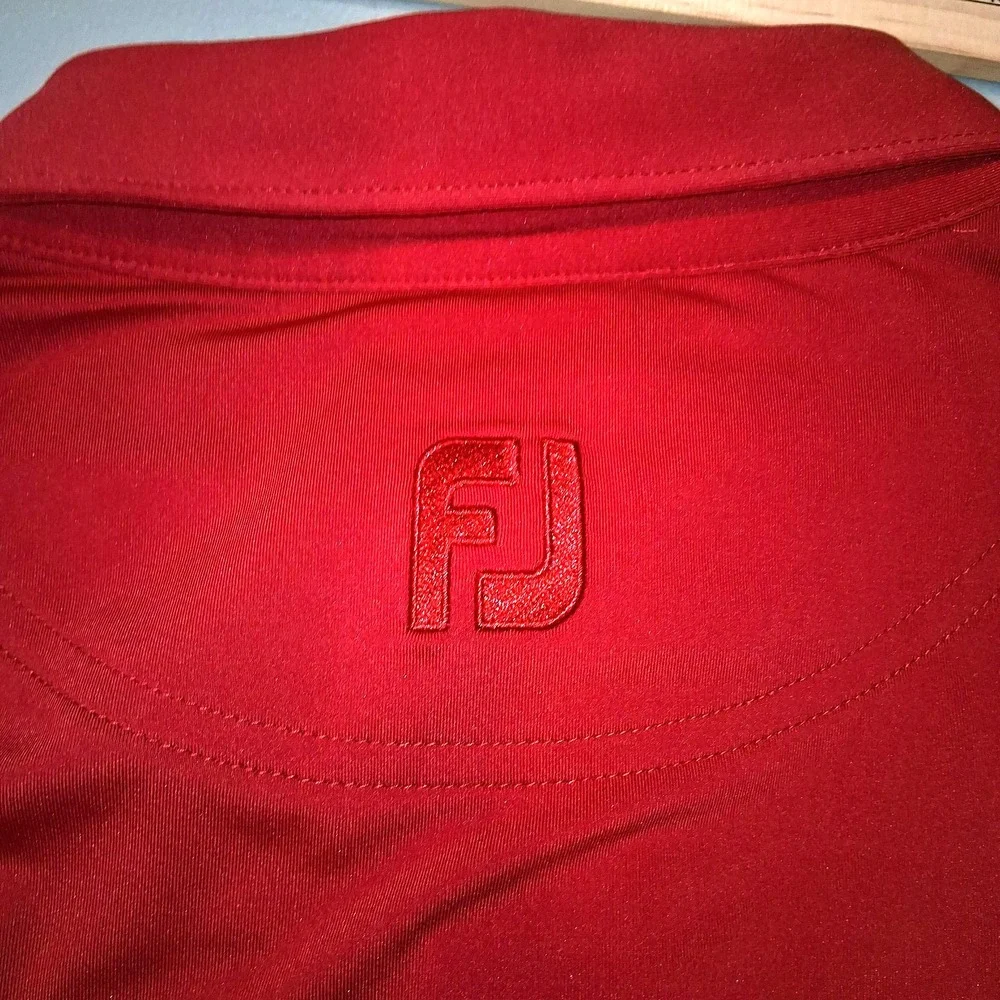 FootJoy‎ Red Performance Golf Polo Medium Athletic Country Club Golfcore Shirt